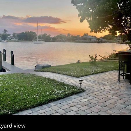 Cozy Home With One Bedroom Cape Coral Exterior foto